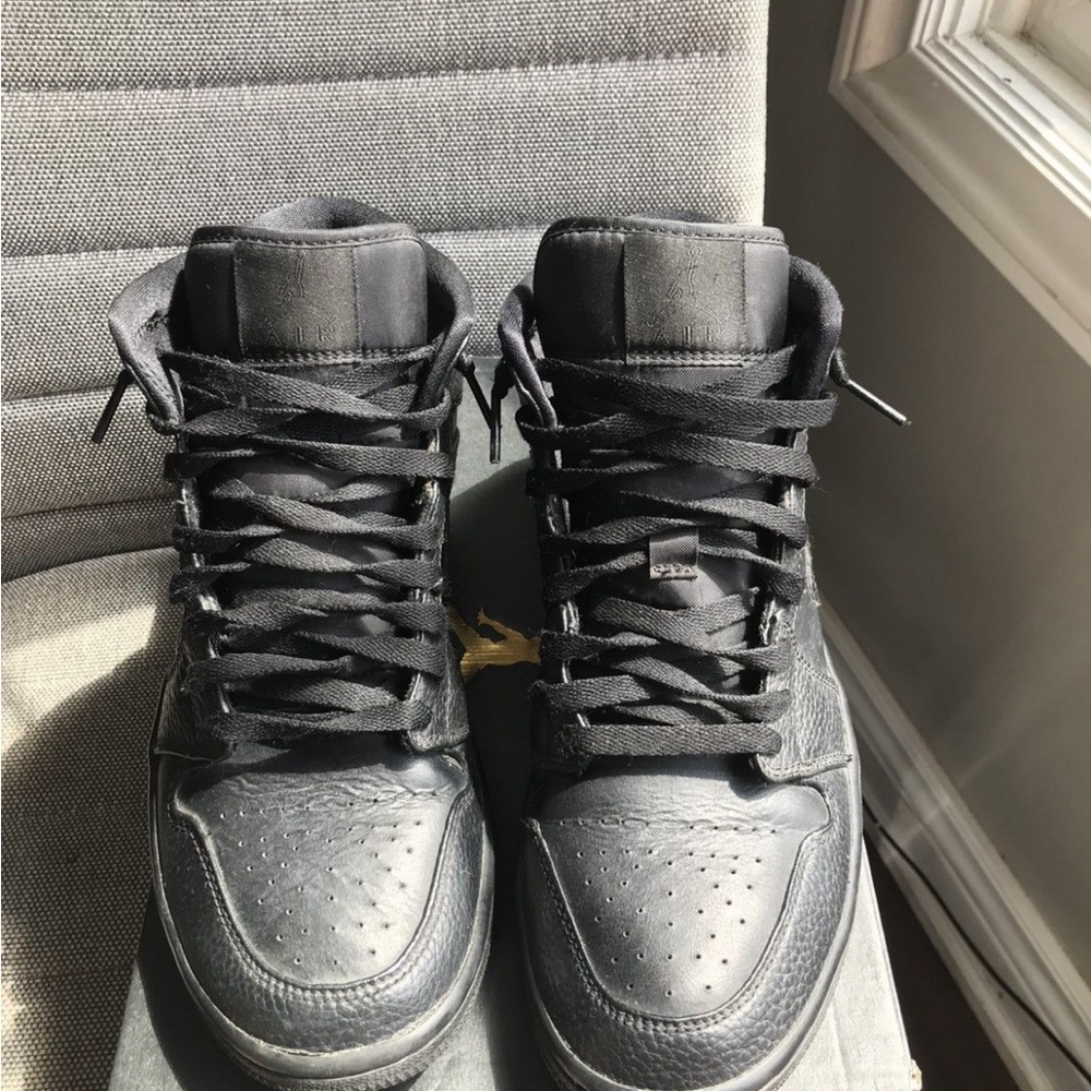 Jordan 1 - Picture 3 of 4